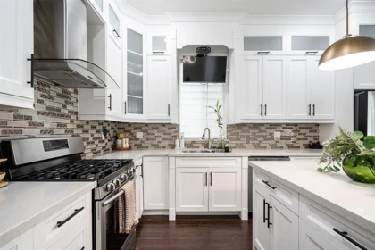 Kitchen Photo of 13916 60 Avenue, Surrey, BC