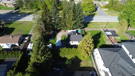 Primary Bedroom Photo of 2127 King George Boulevard, Surrey, BC