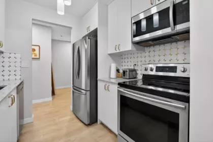 Loft / Bonus Room Photo of 311 1010 Howe Street, Vancouver, BC