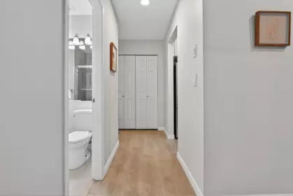 Mudroom Photo of 311 1010 Howe Street, Vancouver, BC