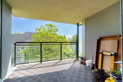Entry Foyer Photo of 304 575 Delestre Avenue, Coquitlam, BC