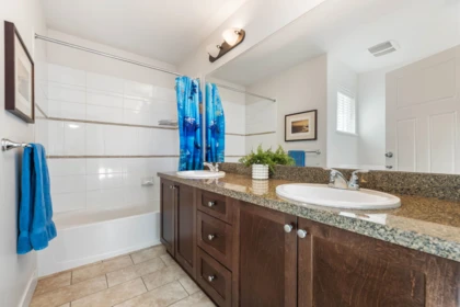 Laundry Room Photo of 2108 Zinfandel Drive, Abbotsford, BC