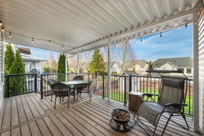 Swimming Pool Photo of 2108 Zinfandel Drive, Abbotsford, BC