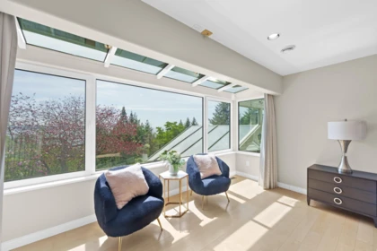 Entry Foyer Photo of 4253 Rockbank Place, West Vancouver, BC