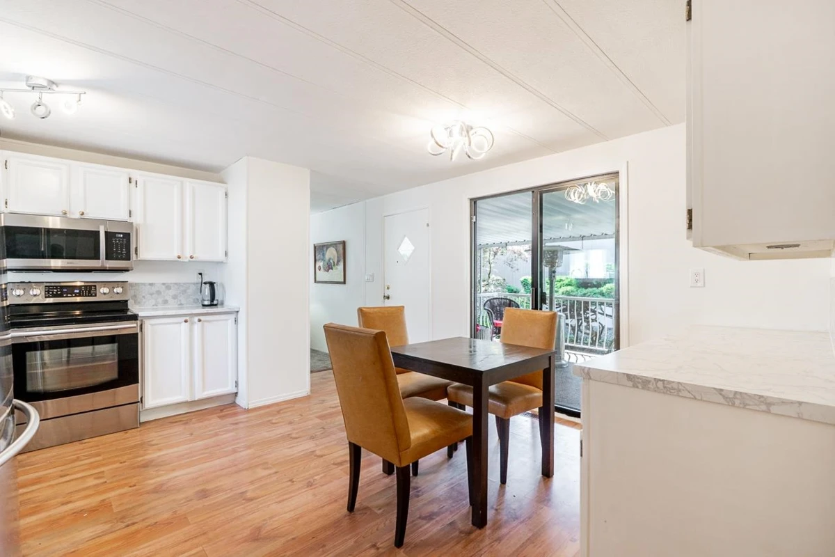 Family Room Photo of 5 13650 80 Avenue, Surrey, BC