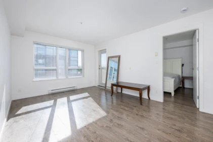 313 10880 No. 5 Road, Richmond, BC, Richmond — Apartment/Condo for sale