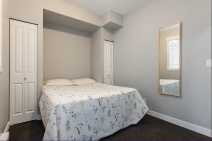 Primary Bedroom Photo of 301 33546 Holland Avenue, Abbotsford, BC