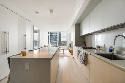 Kitchen Island Photo of 3308 1289 Hornby Street, Vancouver, BC