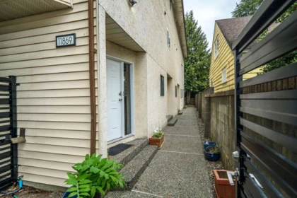 Swimming Pool Photo of 1 11869 223rd Street, Maple Ridge, BC