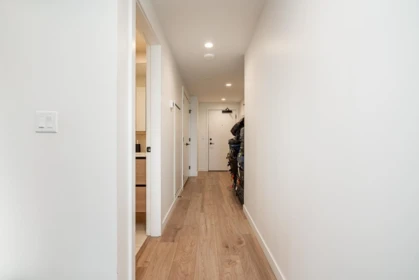 Hallway Photo of 1310 13428 105 Avenue, Surrey, BC
