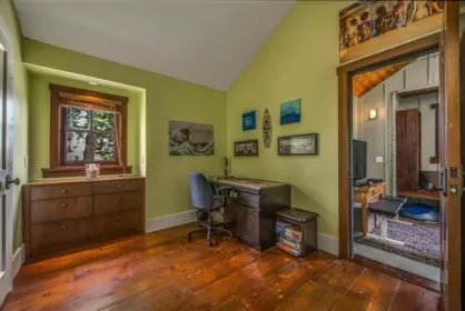 Mudroom Photo of 219 65b Street, Delta, BC