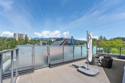 Garden / Landscaping Photo of 237 2060 Curling Road, North Vancouver, BC