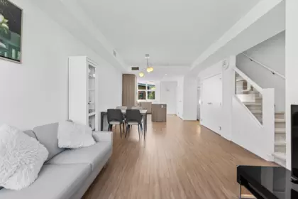 237 2060 Curling Road, North Vancouver, BC, North Vancouver — Townhouse for sale