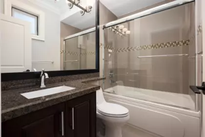 Entry Foyer Photo of 3471 Newmore Avenue, Richmond, BC