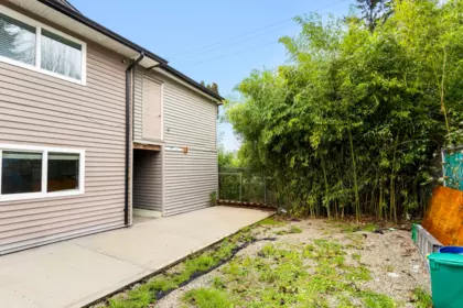 Swimming Pool Photo of 11546 128 Street, Surrey, BC