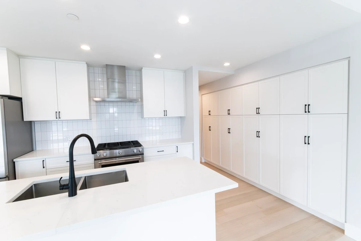 Dining Area Photo of 402 22265 Dewdney Trunk Road, Maple Ridge, BC
