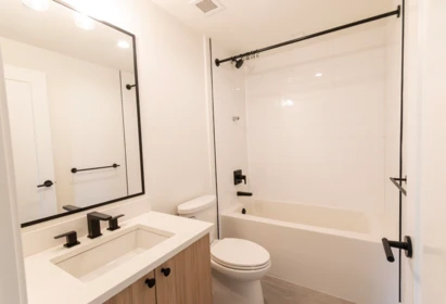 Primary Bedroom Photo of 402 22265 Dewdney Trunk Road, Maple Ridge, BC