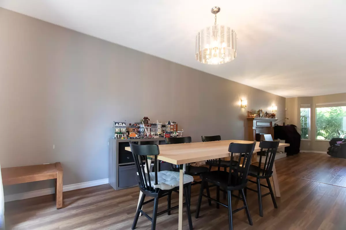 Family Room Photo of 12271 234 Street, Maple Ridge, BC