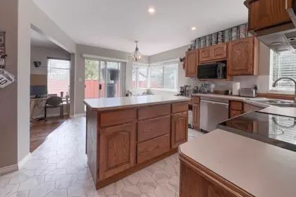 Pantry Photo of 12271 234 Street, Maple Ridge, BC