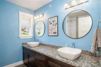 Hallway Photo of 11448 232 Street, Maple Ridge, BC