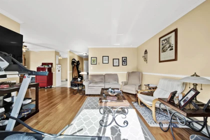 Primary Bedroom Photo of 195 32550 Maclure Road, Abbotsford, BC