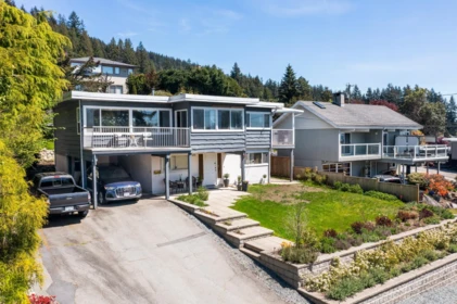 Outdoor Deck Photo of 454 Monteray Avenue, North Vancouver, BC