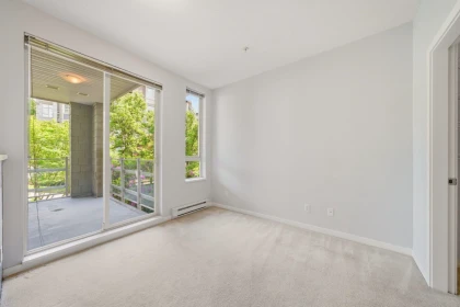 Entry Foyer Photo of 318 560 Raven Woods Drive, North Vancouver, BC