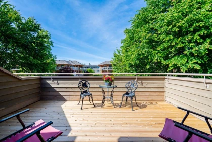 Swimming Pool Photo of 24 15168 22 Avenue, Surrey, BC