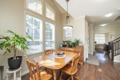 Kitchen Island Photo of 29 6577 Southdowne Place, Chilliwack, BC