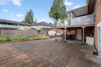 Basement Recreation Room Photo of 11776 86 Avenue, Delta, BC