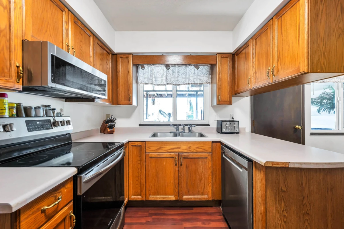 Dining Area Photo of 5927 184 Street, Surrey, BC