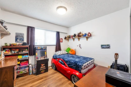 Bedroom 3 Photo of 5927 184 Street, Surrey, BC