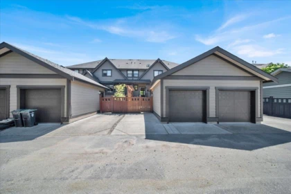 Front Yard Photo of 23127 Billy Brown Road, Langley, BC