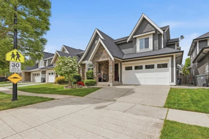 16743 22nd Avenue, Surrey, BC, Surrey — Single Family Residence for sale