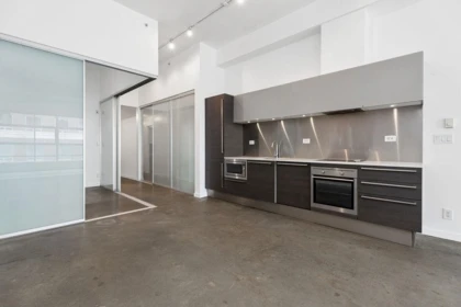 Office / Den Photo of 310 53 W Hastings Street, Vancouver, BC