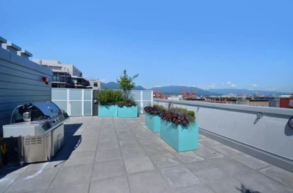 Swimming Pool Photo of 310 53 W Hastings Street, Vancouver, BC