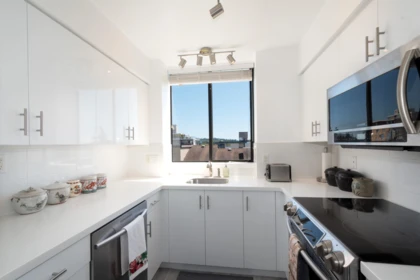 Office / Den Photo of 402 1390 Duchess Avenue, West Vancouver, BC