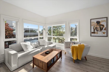 402 610 Brantford Street, New Westminster, BC, New Westminster — Apartment/Condo for sale