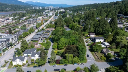 2301 St Andrews Street, Port Moody, BC, Port Moody — Single Family Residence for sale