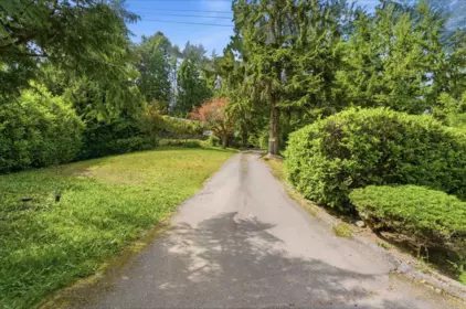 Office / Den Photo of 195 NORMANBY CRESCENT, West Vancouver BC V7S 1K6