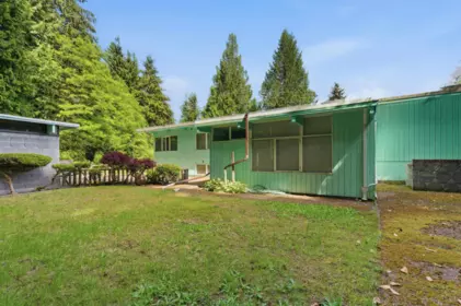 Primary Bedroom Photo of 195 NORMANBY CRESCENT, West Vancouver BC V7S 1K6