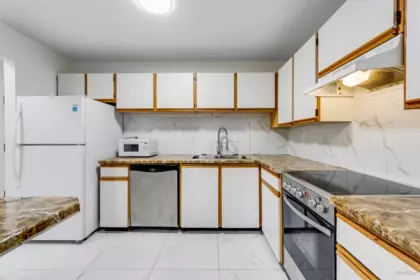 108 13364 102 Avenue, Surrey, BC, Surrey — Apartment/Condo for sale