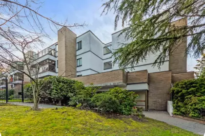 Hallway Photo of 108 13364 102 Avenue, Surrey, BC