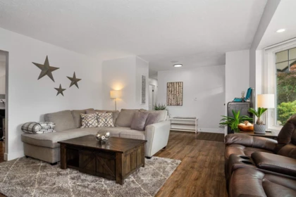 Breakfast Nook Photo of 24645 50 AVENUE, Langley BC V2Z 1E4