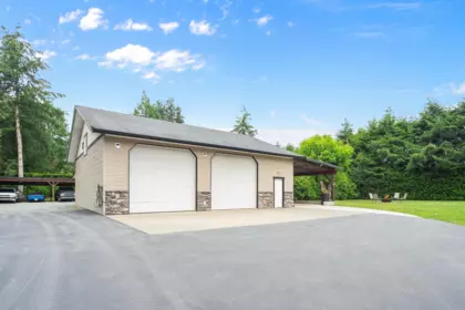 Swimming Pool Photo of 24645 50 Avenue, Langley, BC