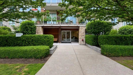 PH2 1033 St. Georges Avenue, North Vancouver, BC, North Vancouver — Apartment/Condo for sale