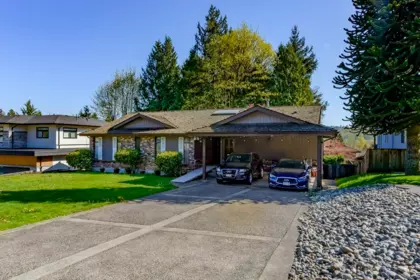 8194 Woodlake Court, Burnaby, BC, Burnaby — Single Family Residence for sale