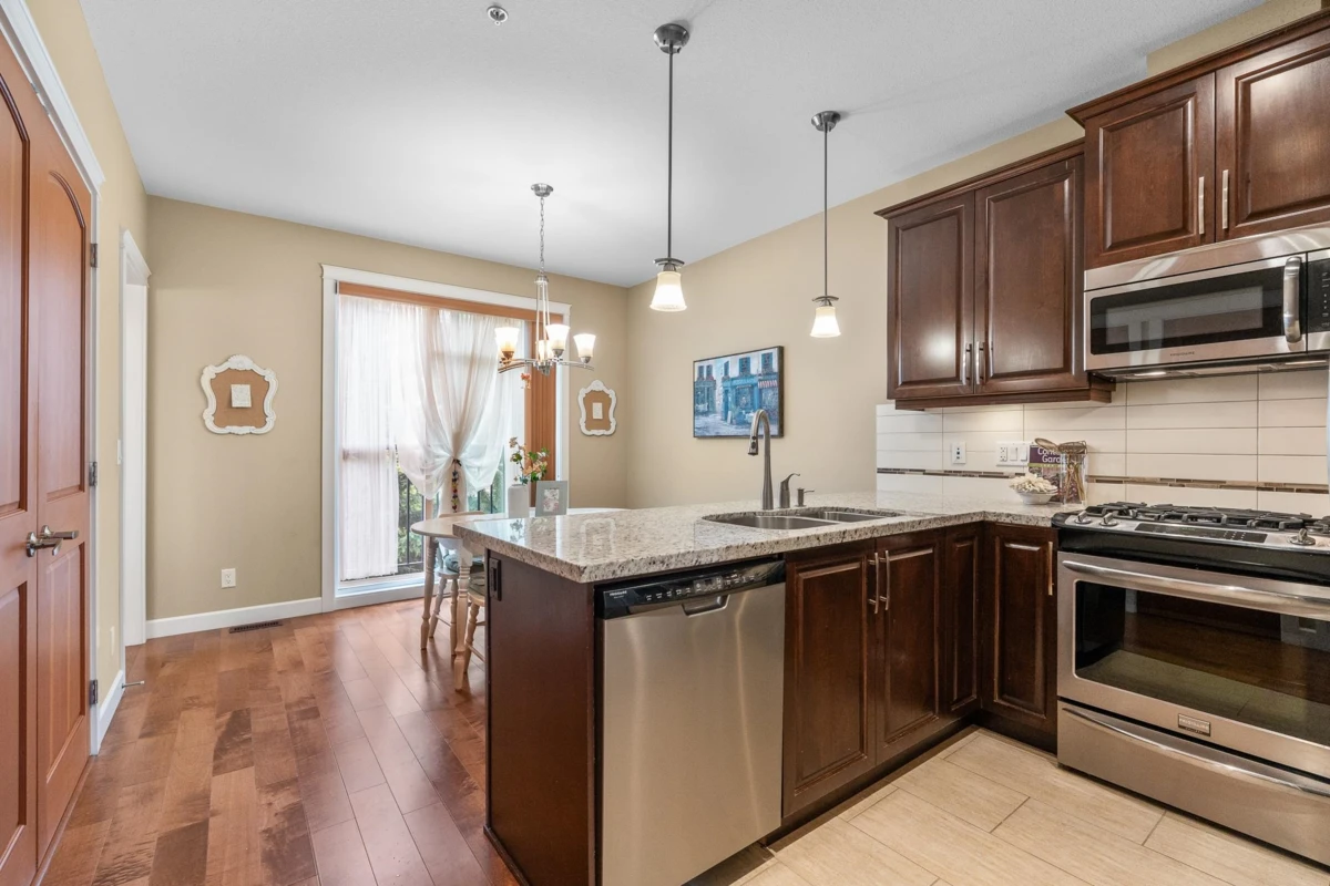 Dining Area Photo of 63 8068 207 Street, Langley, BC