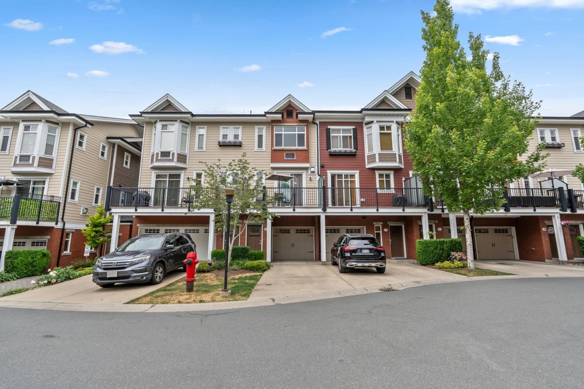 Living Room Photo of 63 8068 207 Street, Langley, BC