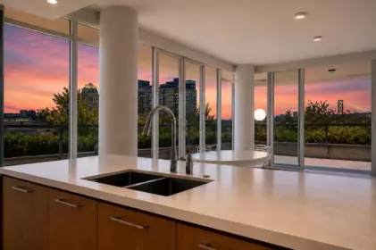 403 788 Arthur Erickson Place, Vancouver, BC, Vancouver — Apartment/Condo for sale